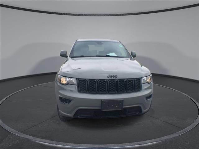 $22900 : PRE-OWNED 2019 JEEP GRAND CHE image 3