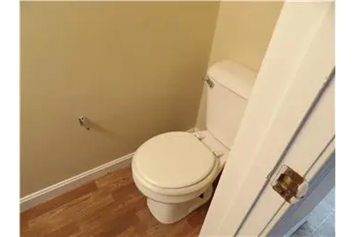 $1595 : Rental property with 3 bedro image 5