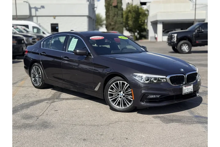 $14992 : BMW 5 Series 2018 530i 4dr S image 2
