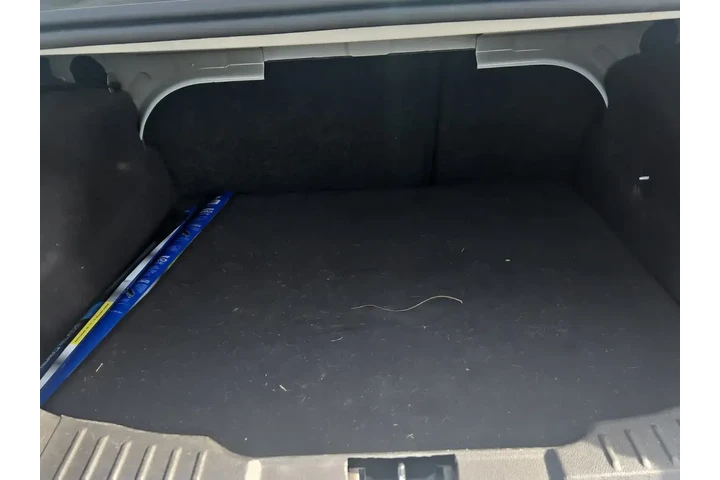 $9000 : Ford Focus 2018 S 4dr Sedan image 9