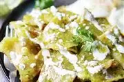 Buffet de chilaquiles..... thumbnail