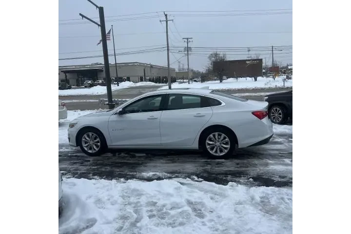 $18900 : Chevrolet Malibu 2024 LT 4dr image 3