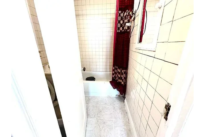 $2400 : MY HOUSE FOR RENT image 4