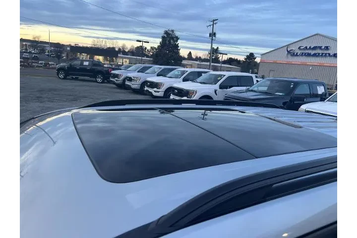 $27914 : Ford Explorer 2022 AWD XLT 4 image 6