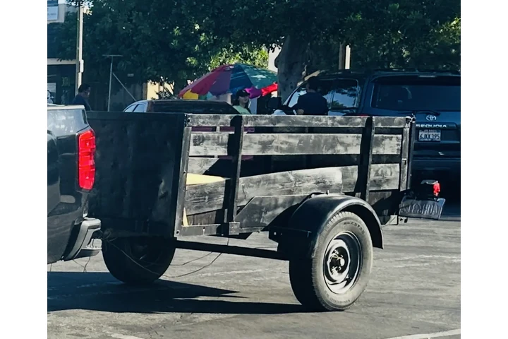 $2800 : Remolque utilitario 2022 negro image 2