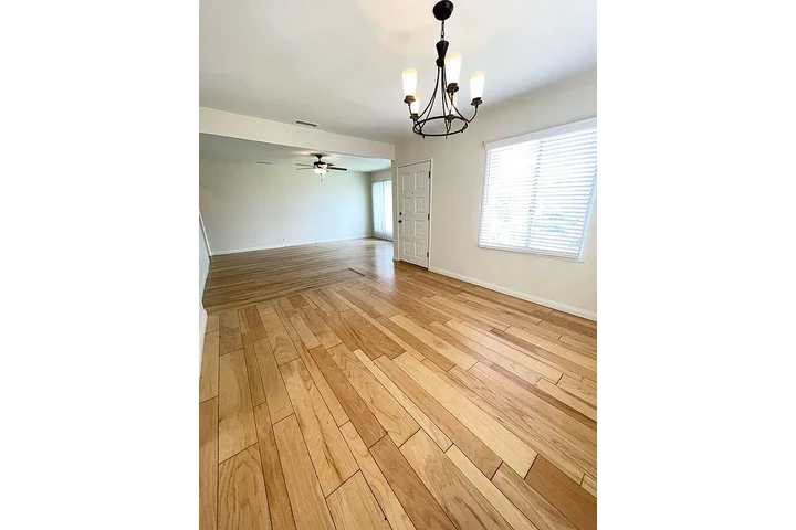$1000 : Casa disponible en alquiler image 6