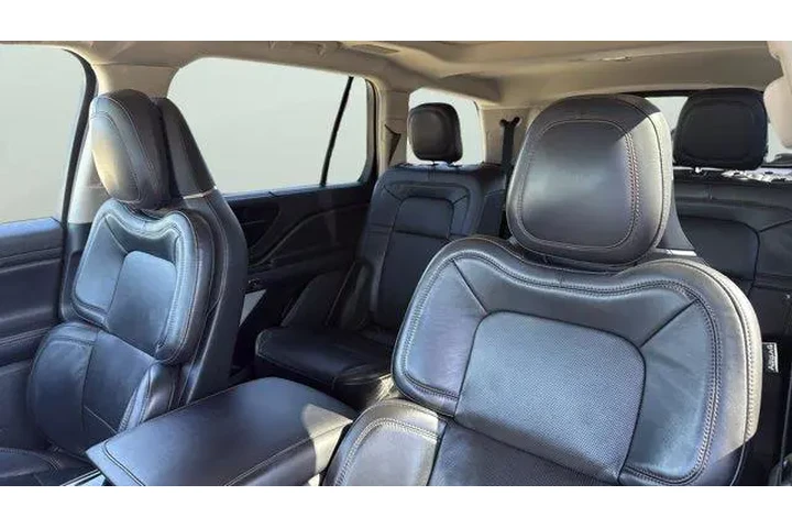 $26249 : Lincoln Aviator 2020 AWD Res image 10