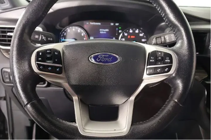 $27558 : Ford Explorer 2023 Limited 4 image 3