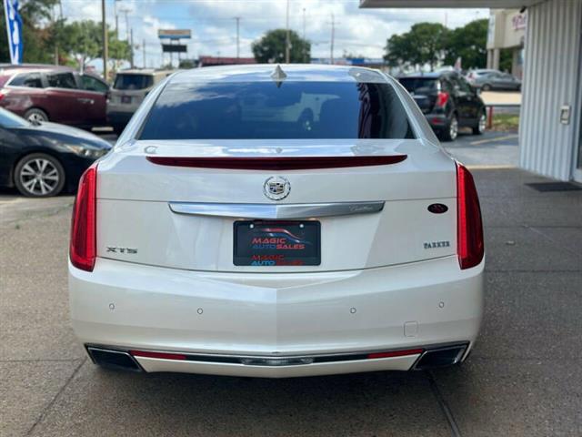 $17999 : 2015 XTS Premium image 8