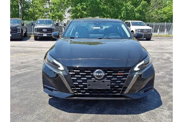 $24850 : Nissan Altima 2024 2.5 SR 4d image 2
