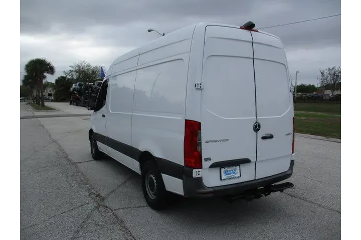 $34995 : Mercedes-Benz Sprinter 2021 image 5