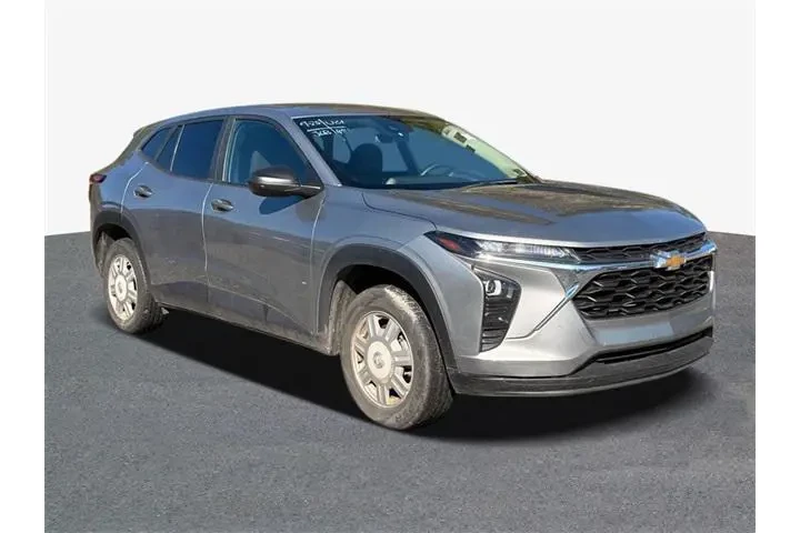 $17999 : Chevrolet Trax 2024 LS 4dr C image 2