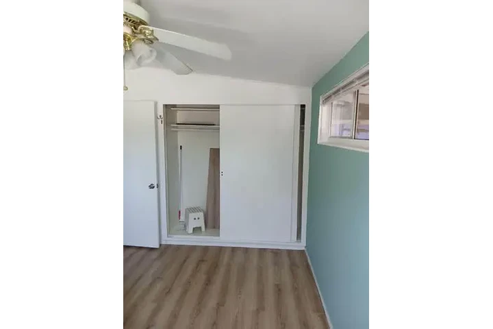 $800 : SE RENTA CUARTO MUJER SOLA image 1