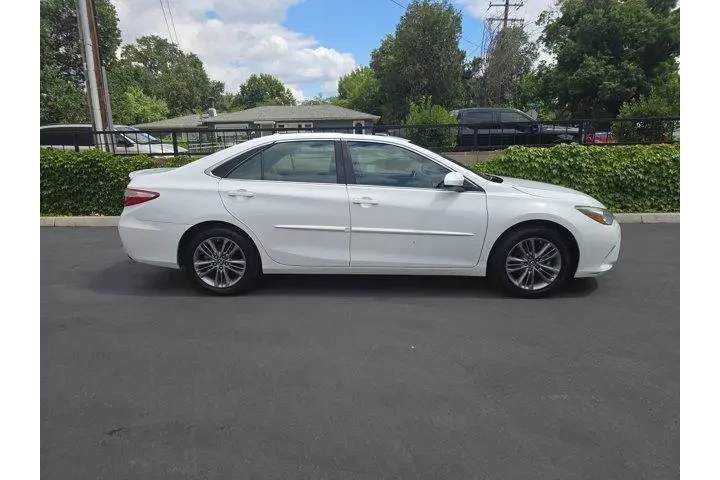 $18995 : Toyota Camry 2017 SE 4dr Sed image 3