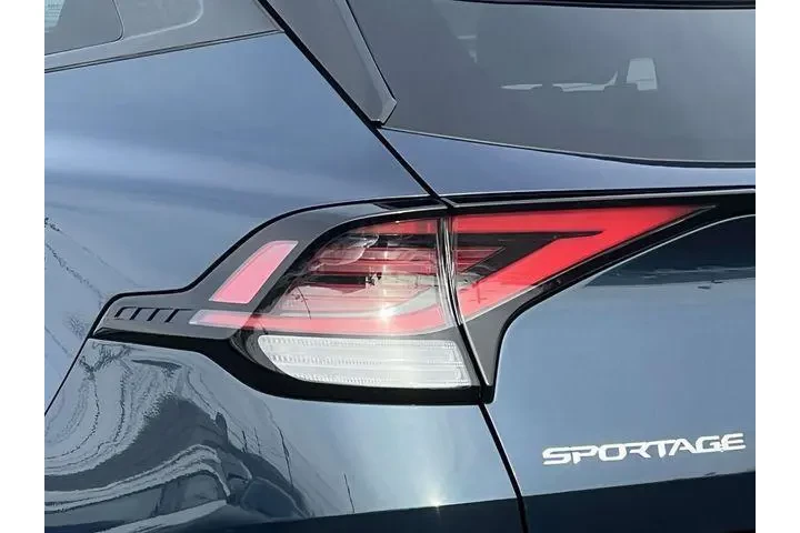 $28000 : Kia Sportage Hybrid 2023 AWD image 9