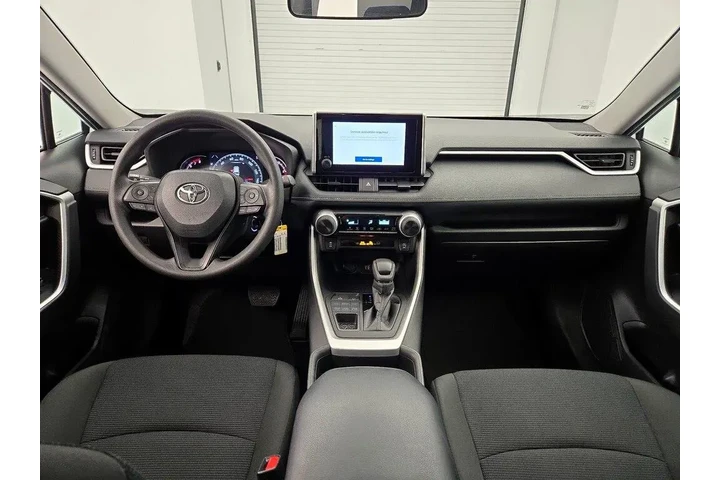 $27998 : Toyota RAV4 2024 AWD LE 4dr image 8