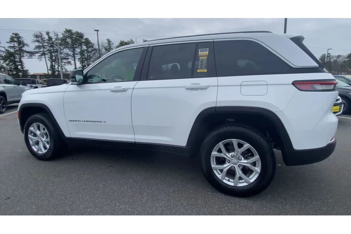 $32109 : Jeep Grand Cherokee 2023 4x4 image 8