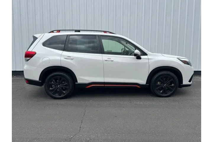 $28494 : Subaru Forester 2023 AWD Spo image 7