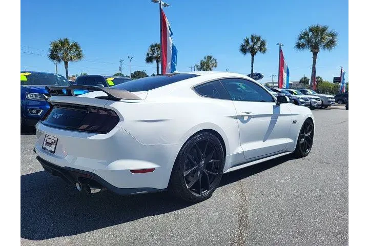 $31994 : Ford Mustang 2019 GT 2dr Fas image 2