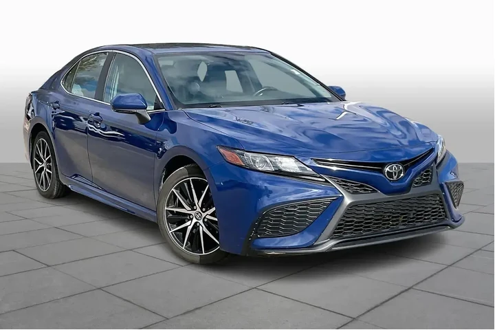 $25184 : Toyota Camry 2024 SE 4dr Sed image 2