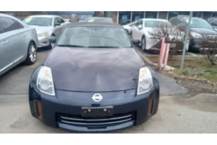 $17900 : 2007 350Z image 5