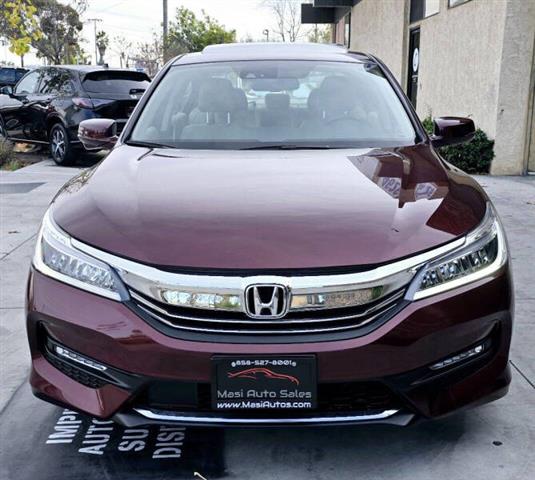 $16950 : 2017 Accord Touring image 9