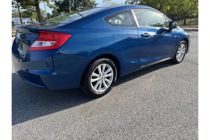 $7900 : 2012 Civic EX image 5