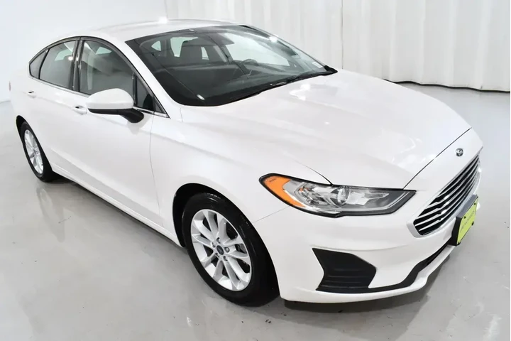 $17955 : Ford Fusion 2020 SE 4dr Seda image 5