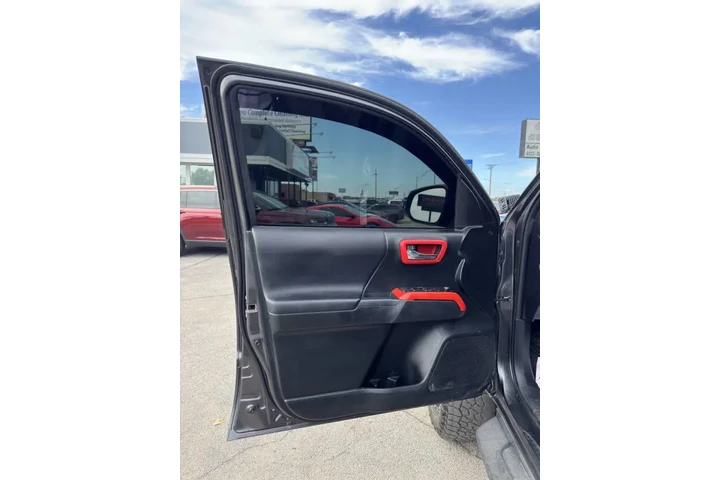 $27750 : 2017 Tacoma TRD Sport image 8