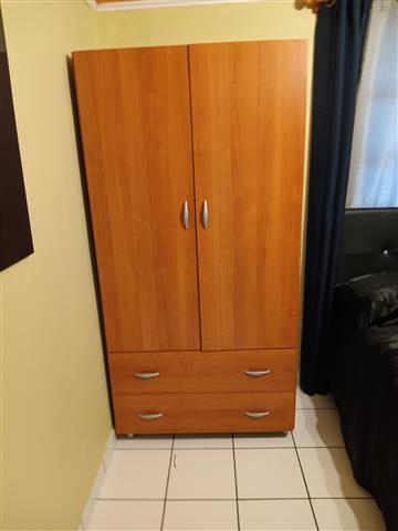 $750 : Se renta cuarto 2255SW 128AVE image 3