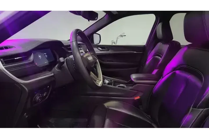 $28488 : Jeep Grand Cherokee 2024 4x4 image 9