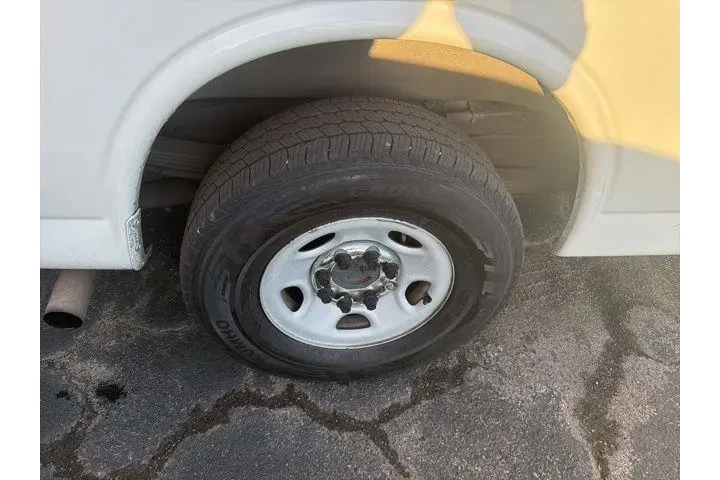 $18799 : Chevrolet Express 2012 LT 35 image 7