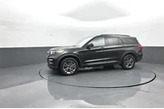 $32990 : Ford Explorer 2023 AWD XLT 4 thumbnail
