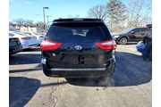 $10900 : 2015 Sienna LE FWD 8-Passenge thumbnail
