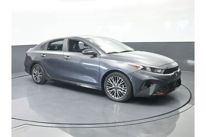 $16991 : Kia Forte 2024 GT-Line 4dr S image 8