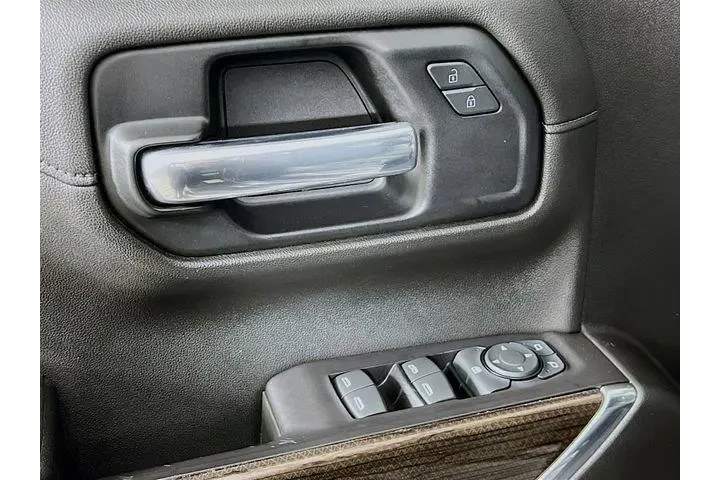 $27975 : Chevrolet Silverado 1500 201 image 9