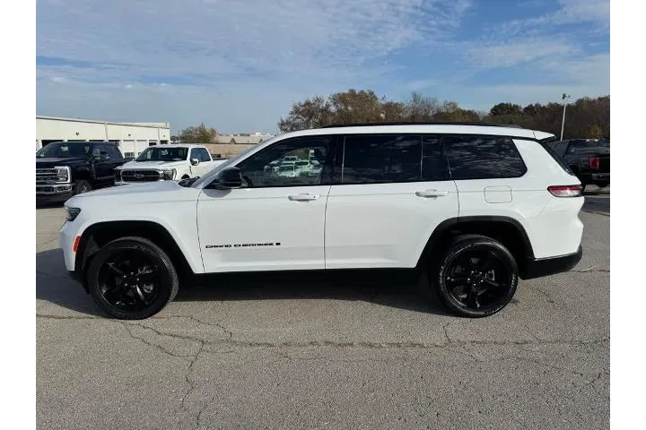 $29929 : Jeep Grand Cherokee L 2021 4 image 8