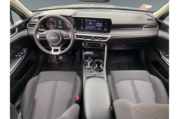 $21900 : Kia K5 2023 LXS 4dr Sedan image 10