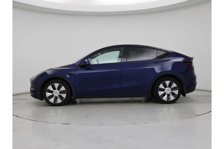 $27998 : Tesla Model Y 2021 AWD Long image 3