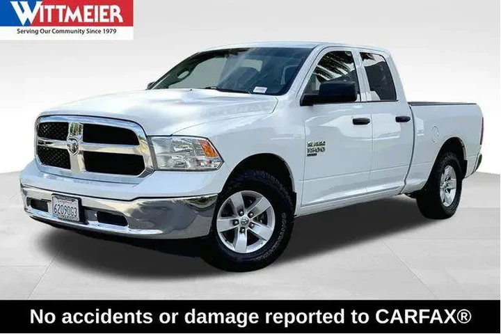 $22985 : Ram 1500 Classic 2021 4x2 Tr image 1