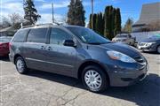 2007 Sienna LE 8-Passenger