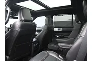 $34781 : Ford Explorer 2021 AWD ST 4d thumbnail