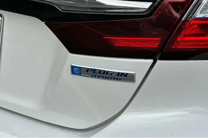 $18991 : Honda Clarity Plug-In Hybrid image 9
