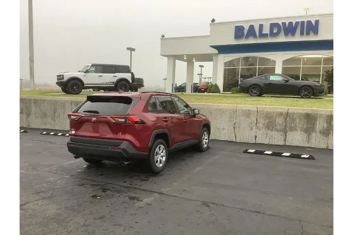 $24950 : Toyota RAV4 2021 AWD LE 4dr image 7