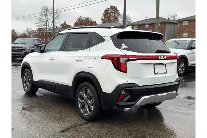 $22988 : Kia Seltos 2024 AWD S 4dr SU image 5