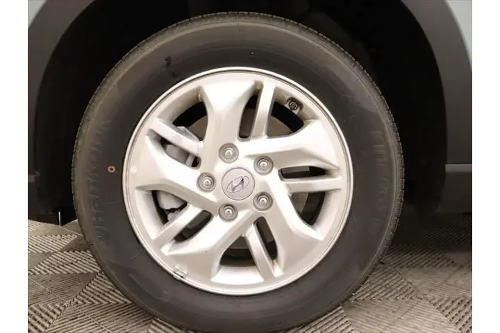 $19372 : Hyundai VENUE 2025 SE 4dr Cr image 6