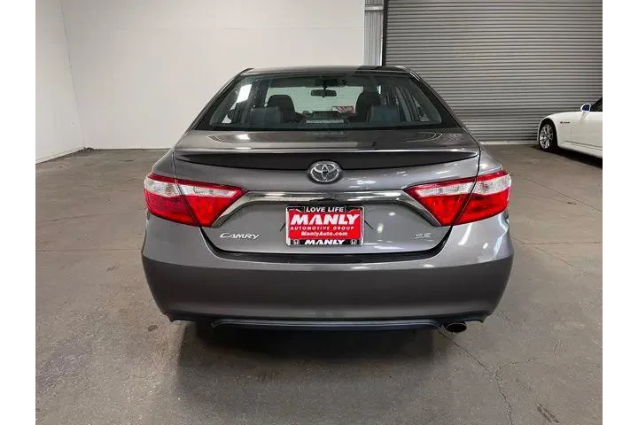 $17972 : Toyota Camry 2017 image 4