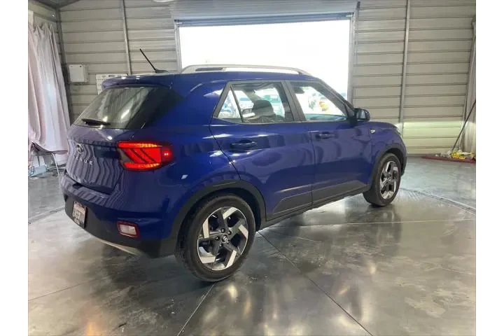 $18999 : Hyundai VENUE 2024 Limited 4 image 6