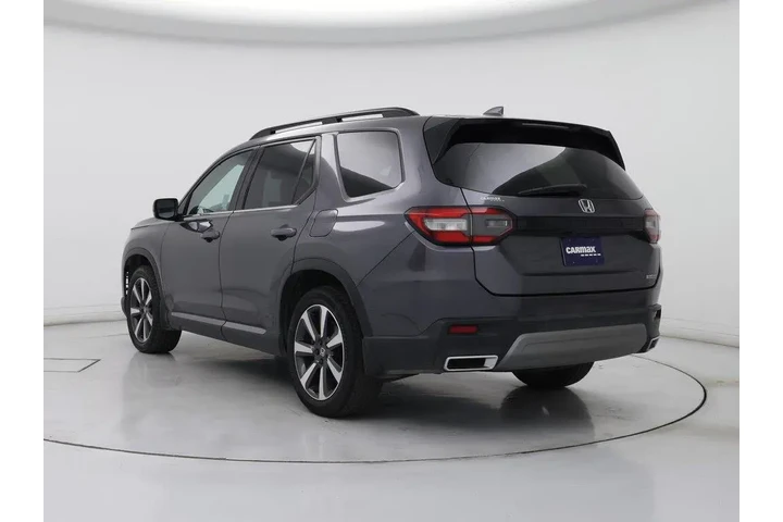$37998 : Honda Pilot 2023 Touring 4dr image 2