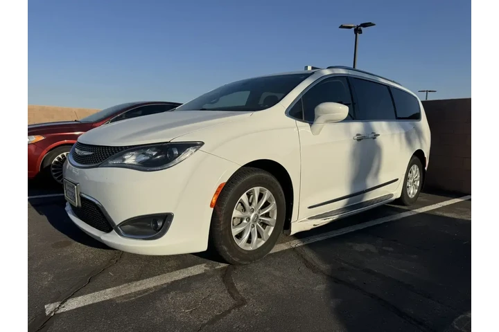 $11999 : Chrysler Pacifica 2018 Touri image 1